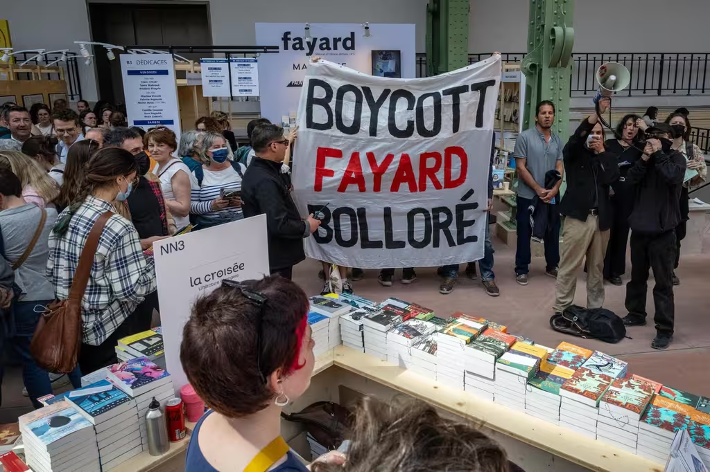 Captation sonore de la Grande Assemblée du Livre contre Bolloré